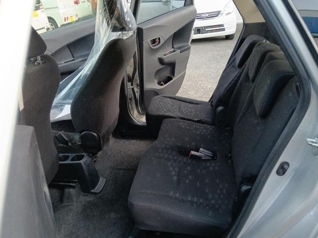 ラクティス X 福祉車両 車いす仕様車 スロープタイプ 車いす1台 助手席側リヤシート付 ナビ TV ETC(13枚目)