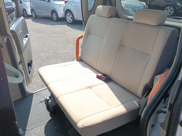 タント 　スローパー　車いす移動車　福祉車両　スロープタイプ　ＥＴＣ　運転席＆助手席エアバッグ　リモコンドアロック　後席片側スライドドア　リアシート付　リヤシート脱着可　ＥＴＣ（9枚目）
