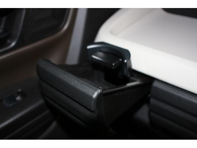 スペーシア ＨＹＢＲＩＤ　Ｘ　両側電動スライド　電動パーキングブレーキ　オートライト　スライドドア　プッシュスタート　シートヒーター　オートエアコン　スズキセーフティーサポート　アイドリングストップ　横滑り防止機能　衝突安全ボディ　盗難防止システム（49枚目）