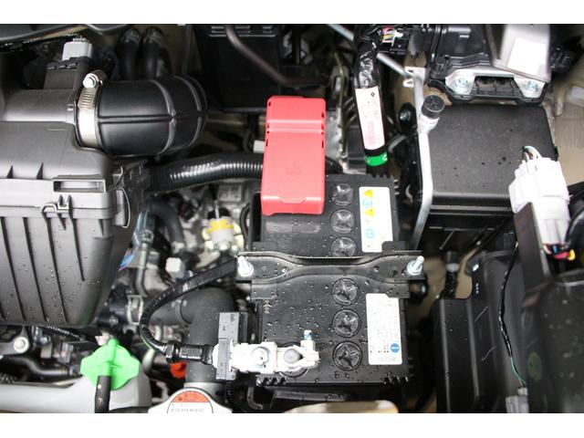 スペーシア ＨＹＢＲＩＤ　Ｘ　両側電動スライド　電動パーキングブレーキ　オートライト　スライドドア　プッシュスタート　シートヒーター　オートエアコン　スズキセーフティーサポート　アイドリングストップ　横滑り防止機能　衝突安全ボディ　盗難防止システム（68枚目）