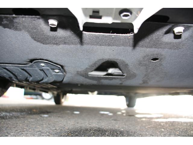 �S�X�܁A�傫�ȐԂ̂r�}�[�N���ڈ�ł���