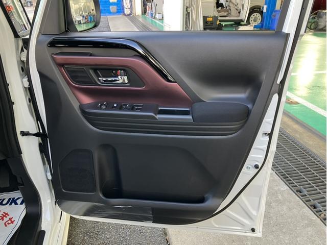 スペーシアカスタム カスタム　ＨＹＢＲＩＤ　ＸＳターボ　試乗車使用　９インチナビ　バックカメラ　オートライト　Ｂｌｕｅｔｏｏｔｈ　スライドドア　純正ナビ　プッシュスタート　シートヒーター　オートエアコン　スズキセーフティーサポート　衝突被害軽減システム　アイドリングストップ（37枚目）