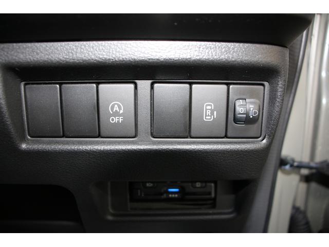 ���_�񂢂����������q�l�̒��ÎԂ́c