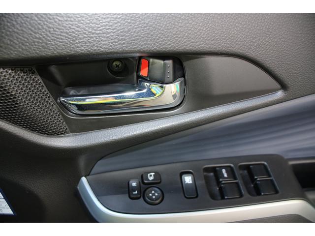 ���_�񂢂����������q�l�̒��ÎԂ́c