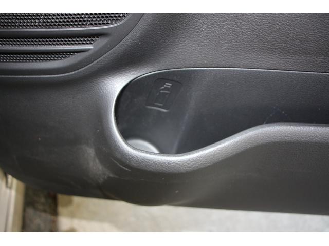 �n�j�ۏ؃~�j�i����ۏ؂R�J���A�R�炋���j�Ώۂ̒��ÎԂɂ��܂��ẮA���ÎԃX�^�b�t�܂ł��m�F���������B