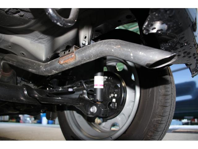 ���ÎԂ͓��O���̏�ԓ�����̔��̕���������A���Ԃ��m�F����邱�Ƃ������߂��܂��B