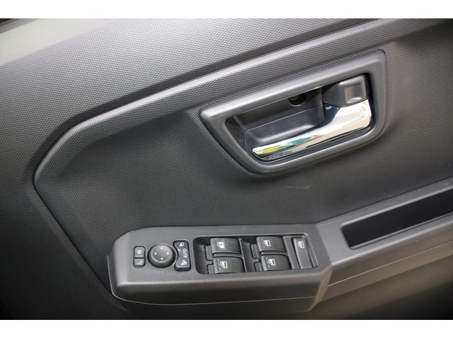 ���_�񂢂����������q�l�̒��ÎԂ́c