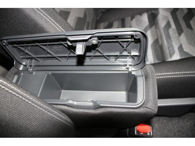 �����[�J�[�̃~�j�o���E�q�u���ÎԂ��W�����Ă���܂��B