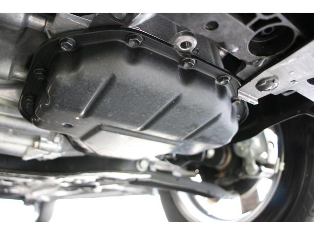 �S�X�܁A�傫�ȐԂ̂r�}�[�N���ڈ�ł���