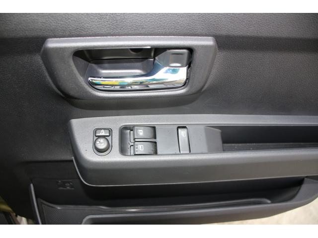 ���_�񂢂����������q�l�̒��ÎԂ́c