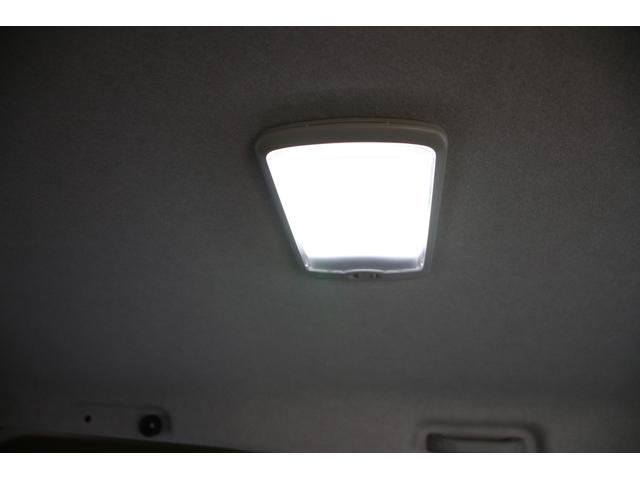 ����]�̃��f���A�{�f�B�[�J���[���C�y�ɂ����k���������B