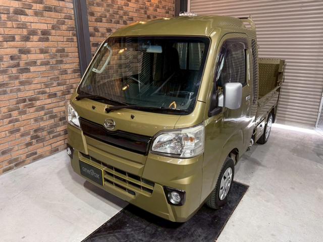 ハイゼットトラック ジャンボエクストラ　パワーゲート　４ＡＴ　リフト能力３５０ｋｇ　ワンオーナー　三方開　　ＥＴＣ　ドラレコ　ナビ　バックカメラ　スロコン　軽トラ　パワーゲート　”ジャンボ”ボディ×垂直式テールリフト（4枚目）