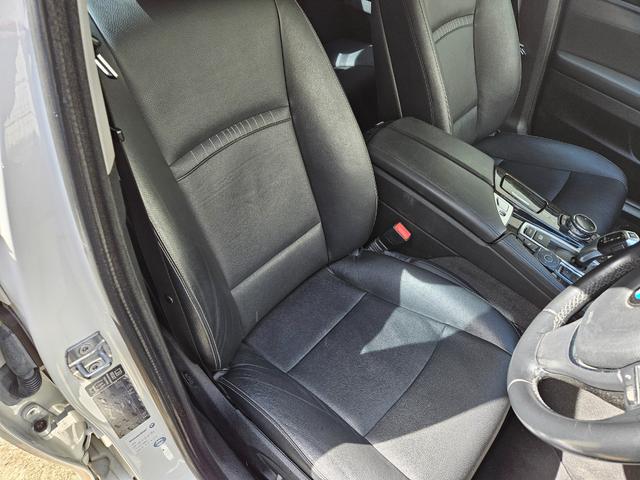 �����V�[�g���O���ɂ܂��Ȃ��قǂ̃N�I���e�B�ł��B�l�C�̃u���b�N���U�[�͍��������Q�ł��B