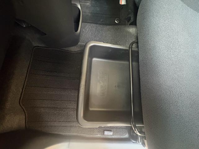 ムーヴキャンバス ＧブラックインテリアＶＳ　ＳＡＩＩＩ　ツートンカラー　スマートアシスト　純正ナビ　フルセグ　Ｂｌｕｅｔｏｏｈ　バックカメラ　両側電動スライドドア　プッシュスタート　シートヒーター（35枚目）