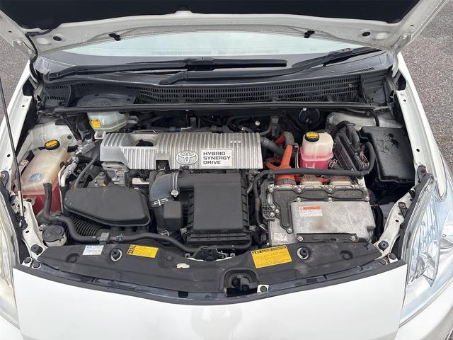 プリウス S 純正SDナビ(NHDT-W60G) CD DVD Buletooth接続 純正アルミホイール15インチ 電動格納ミラー オートライト オートエアコン ステアリングスイッチ フロントフォグライト(17枚目)