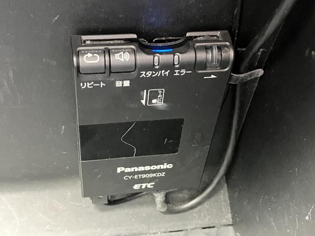 アクア Ｓ　１．５　Ｓ　スマートキー／シートヒーター／ストラーダナビ／Ｂカメ／フルセグＴＶ／１５インチアルミホイール／ＥＴＣ（12枚目）