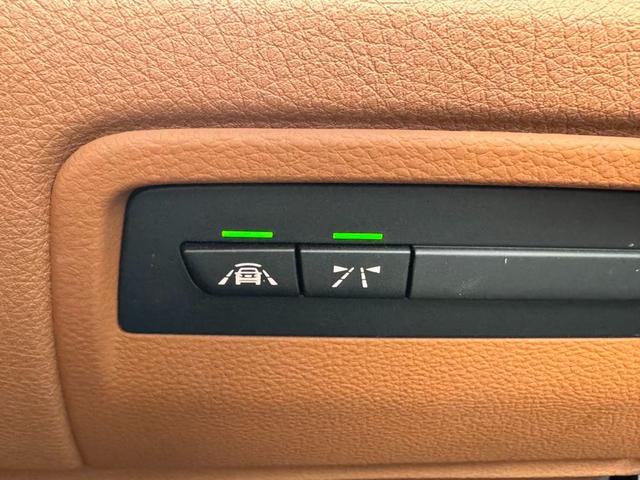 3シリーズ 320iグランツーリスモ ラグジュアリー 320i ラグジュアリー インテリセーフティ/電動リアスポイラー/純正ナビ/Bカメ/茶革/シートヒーター/純正18AW/ETC/HIDヘッド(9枚目)