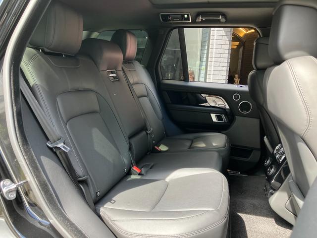 レンジローバー ヴォーグ ヴォーグ (3.0リッター/340ps) 4WD ガラスルーフ 全方位カメラ AppleCarPlayt対応 MERIDIANサウンド OP22インチホイール エアサスペンション 電動リアゲートBSM(28枚目)