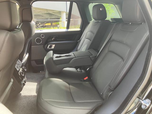 レンジローバー ヴォーグ ヴォーグ (3.0リッター/340ps) 4WD ガラスルーフ 全方位カメラ AppleCarPlayt対応 MERIDIANサウンド OP22インチホイール エアサスペンション 電動リアゲートBSM(29枚目)