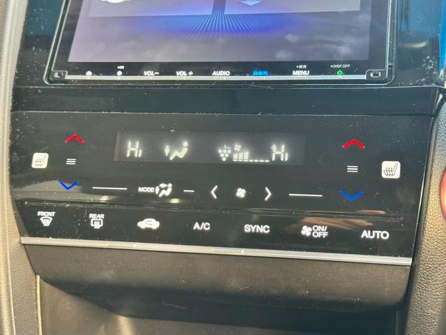 シャトル ハイブリッドX ホンダセンシング 後期型/OP8インチナビ/ホンダセンシング/LEDライト/バックカメラ/フルセグTV/シートヒーター/半レザーシート/スマートキー/ETC(10枚目)