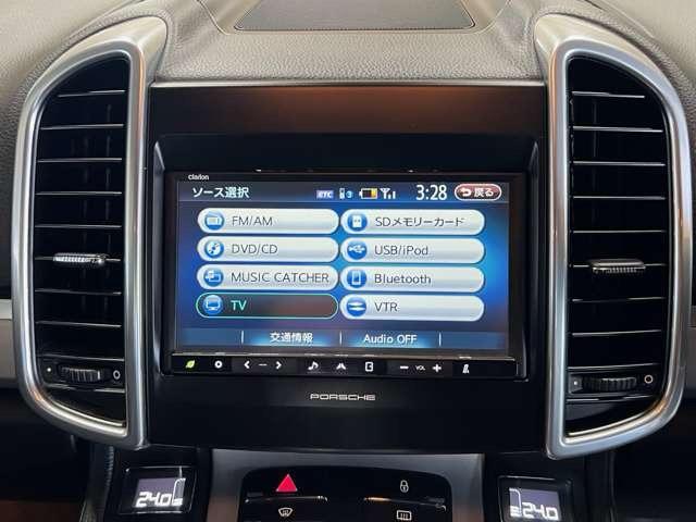 カイエン ベースグレード ティプトロニックS 4WD ガラスコーティング施工済み KW車高調 ブラックレザー 22インチ Bluetooth キャリパーコーティング施工済み ホイールコーティング施工済み(40枚目)