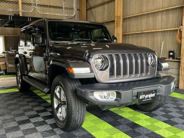 ジープ・ラングラーアンリミテッド サハラ 3.6L 4WD ガラスコーティング施工済み フルセグTV Bluetooth ブラックレザーシート(2枚目)