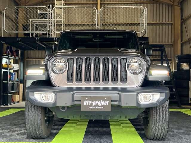 ジープ・ラングラーアンリミテッド サハラ 3.6L 4WD ガラスコーティング施工済み フルセグTV Bluetooth ブラックレザーシート(3枚目)