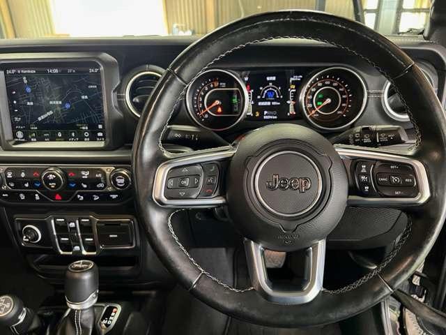 ジープ・ラングラーアンリミテッド サハラ 3.6L 4WD ガラスコーティング施工済み フルセグTV Bluetooth ブラックレザーシート(26枚目)
