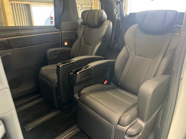 アルファード Z モデリスタエアロ 左右独立ムーンルーフ フリップダウンモニター デジタルインナーミラー ユニバーサルステップ トヨタチームメイト ヘッドアップディスプレイ 寒冷地仕様 ガラスコーティング施工済み(17枚目)