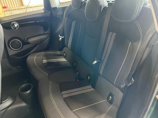 ＭＩＮＩ クーパーＳ　ローダウン　ＧＩＧＡＭＯＴダウンサス　ＧＩＧＡＭＯＴマフラーカッター　前後ドラレコ　ＭＩＮＩドライビングモード　Ｂｌｕｅｔｏｏｔｈ　ガラスコーティング施工済み（17枚目）