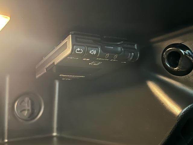 ＭＩＮＩ クーパーＳ　ローダウン　ＧＩＧＡＭＯＴダウンサス　ＧＩＧＡＭＯＴマフラーカッター　前後ドラレコ　ＭＩＮＩドライビングモード　Ｂｌｕｅｔｏｏｔｈ　ガラスコーティング施工済み（38枚目）