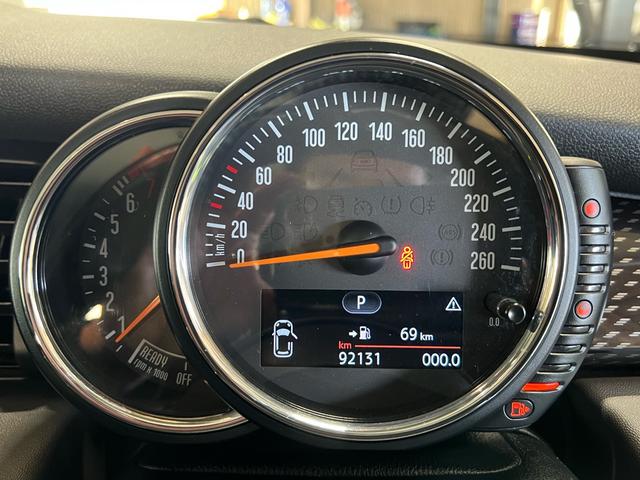 ＭＩＮＩ クーパーＳ　ローダウン　ＧＩＧＡＭＯＴダウンサス　ＧＩＧＡＭＯＴマフラーカッター　前後ドラレコ　ＭＩＮＩドライビングモード　Ｂｌｕｅｔｏｏｔｈ　ガラスコーティング施工済み（41枚目）