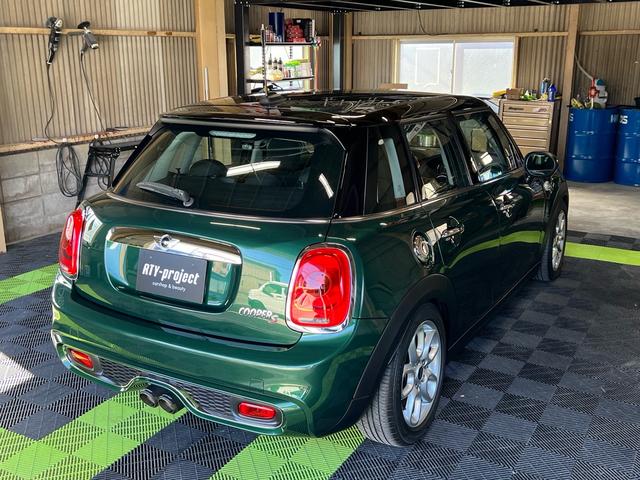 ＭＩＮＩ クーパーＳ　ローダウン　ＧＩＧＡＭＯＴダウンサス　ＧＩＧＡＭＯＴマフラーカッター　前後ドラレコ　ＭＩＮＩドライビングモード　Ｂｌｕｅｔｏｏｔｈ　ガラスコーティング施工済み（55枚目）