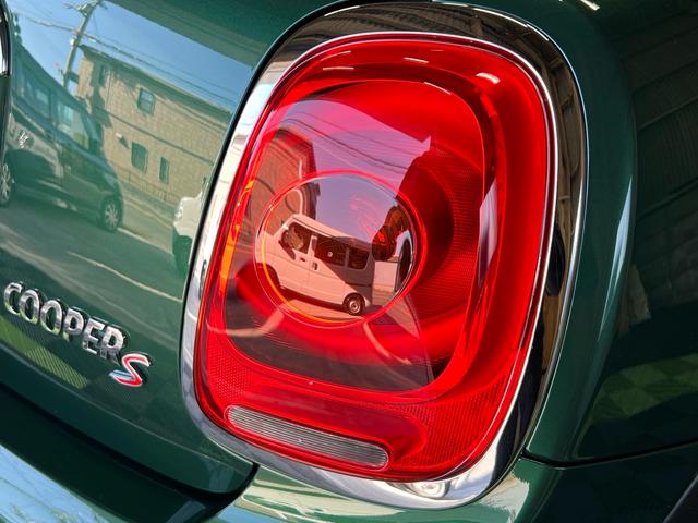 ＭＩＮＩ クーパーＳ　ローダウン　ＧＩＧＡＭＯＴダウンサス　ＧＩＧＡＭＯＴマフラーカッター　前後ドラレコ　ＭＩＮＩドライビングモード　Ｂｌｕｅｔｏｏｔｈ　ガラスコーティング施工済み（66枚目）