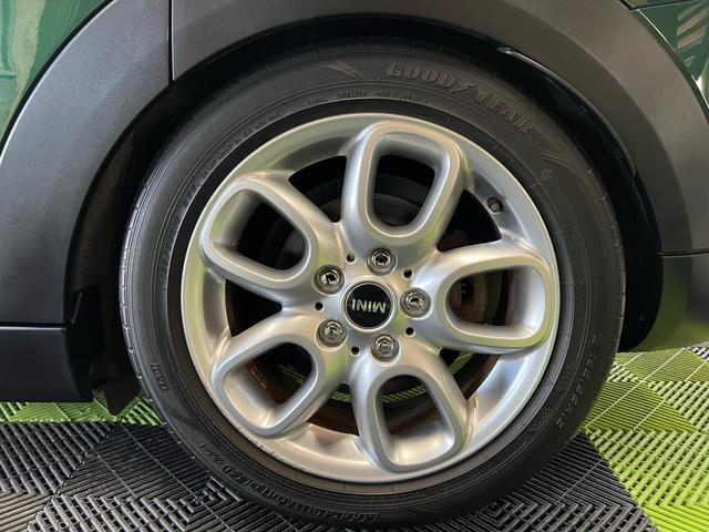 ＭＩＮＩ クーパーＳ　ローダウン　ＧＩＧＡＭＯＴダウンサス　ＧＩＧＡＭＯＴマフラーカッター　前後ドラレコ　ＭＩＮＩドライビングモード　Ｂｌｕｅｔｏｏｔｈ　ガラスコーティング施工済み（78枚目）