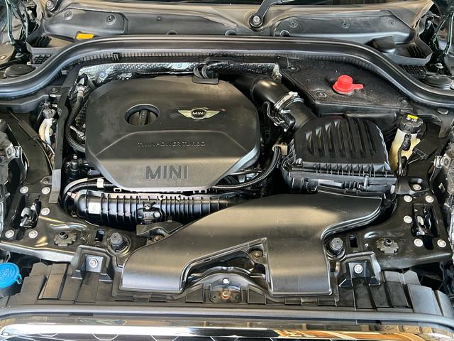 ＭＩＮＩ クーパーＳ　ローダウン　ＧＩＧＡＭＯＴダウンサス　ＧＩＧＡＭＯＴマフラーカッター　前後ドラレコ　ＭＩＮＩドライビングモード　Ｂｌｕｅｔｏｏｔｈ　ガラスコーティング施工済み（80枚目）