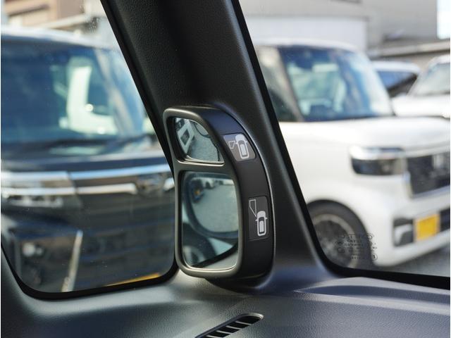 N-BOXカスタム G ターボSSパッケージ 車高調/社外テール/外Fガラス/社外16インチアルミホイール/ギャザスSDナビ/フルセグTV/Bカメラ/Bluetooth対応/両側パワスラ/黒レザー調シートカバー/パドルシフト/スマートキー2本(44枚目)