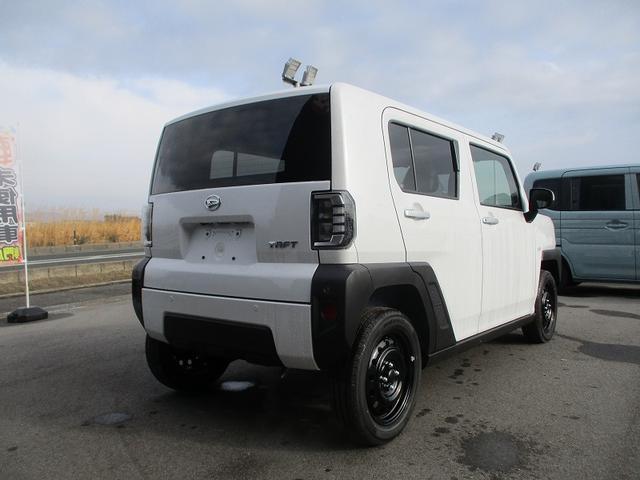 タフト Ｘ　届出済未使用車　バックカメラ　クリアランスソナー　レーンアシスト　衝突被害軽減システム　オートライト　ＬＥＤヘッドランプ　スマートキー　アイドリングストップ　電動格納ミラー　サンルーフ　ＣＶＴ（12枚目）