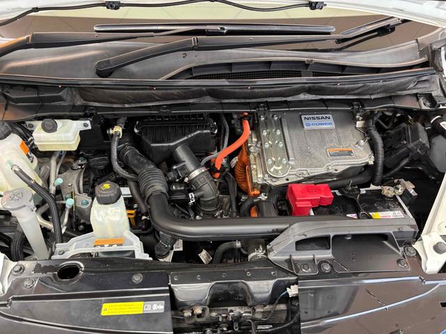 セレナ ｅ－パワー　ハイウェイスターＶ　ＥＴＣ　全周囲カメラ　ナビ　ＴＶ　クリアランスソナー　オートクルーズコントロール　パークアシスト　衝突被害軽減システム　両側電動スライドドア　オートライト　ＬＥＤヘッドランプ　スマートキー（64枚目）