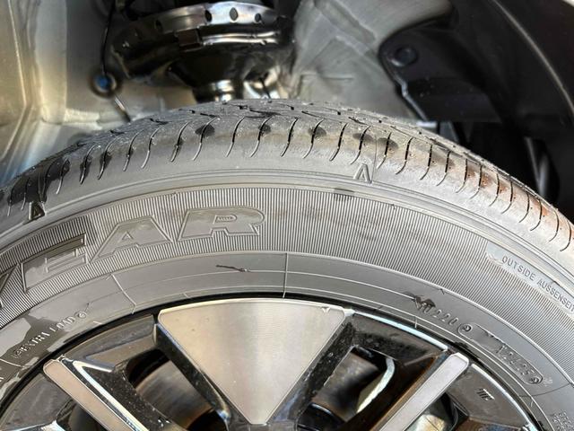 ステップワゴン スパーダ クリアランスソナー オートクルーズコントロール レーンアシスト 両側電動スライドドア オートライト 電動リアゲート スマートキー 電動格納ミラー シートヒーター 3列シート ウォークスルー オットマン(10枚目)