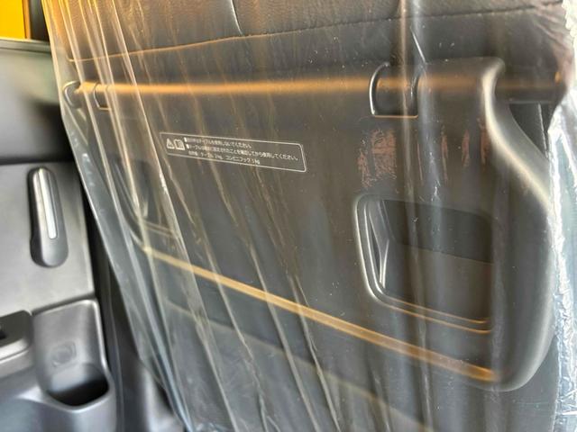 ステップワゴン スパーダ クリアランスソナー オートクルーズコントロール レーンアシスト 両側電動スライドドア オートライト 電動リアゲート スマートキー 電動格納ミラー シートヒーター 3列シート ウォークスルー オットマン(35枚目)