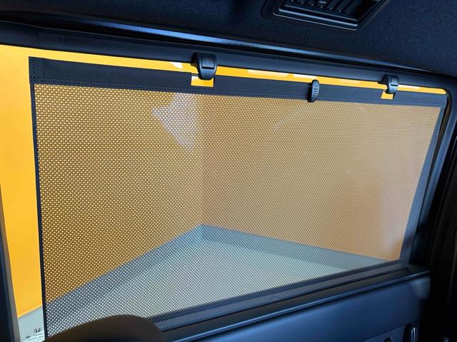 ステップワゴン スパーダ クリアランスソナー オートクルーズコントロール レーンアシスト 両側電動スライドドア オートライト 電動リアゲート スマートキー 電動格納ミラー シートヒーター 3列シート ウォークスルー オットマン(37枚目)