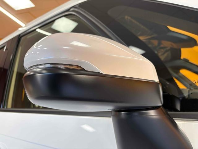 ステップワゴン スパーダ バックカメラ クリアランスソナー オートクルーズコントロール レーンアシスト 両側電動スライドドア オートライト 電動リアゲート スマートキー 電動格納ミラー シートヒーター 3列シート(20枚目)