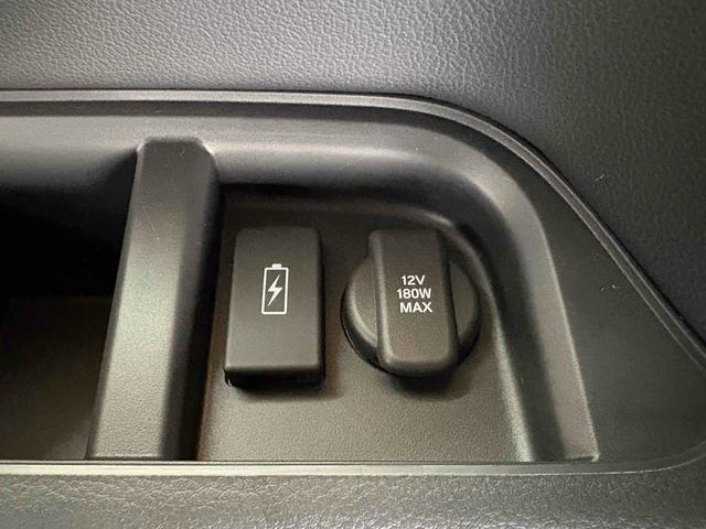 ステップワゴン スパーダ バックカメラ クリアランスソナー オートクルーズコントロール レーンアシスト 両側電動スライドドア オートライト 電動リアゲート スマートキー 電動格納ミラー シートヒーター 3列シート(29枚目)