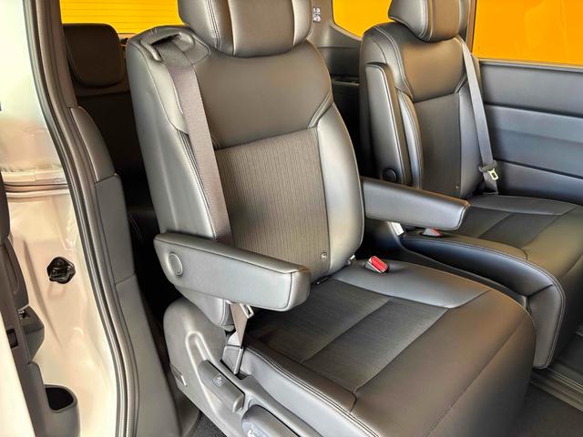 ステップワゴン スパーダ バックカメラ クリアランスソナー オートクルーズコントロール レーンアシスト 両側電動スライドドア オートライト 電動リアゲート スマートキー 電動格納ミラー シートヒーター 3列シート(34枚目)