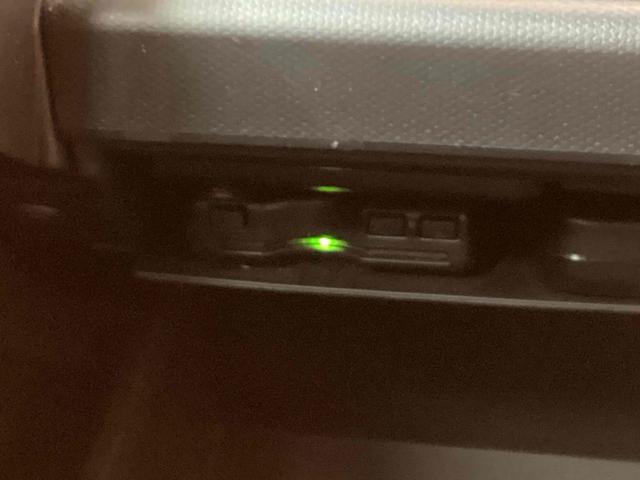 タフト G 衝突軽減B スカイルーフ 純正9インチディスプレイ パノラマモニター ETC LEDヘッドライト フォグライト スマートキー プッシュスタート アイドリングストップ 革巻きステアリング(11枚目)