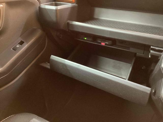 タフト G 衝突軽減B スカイルーフ 純正9インチディスプレイ パノラマモニター ETC LEDヘッドライト フォグライト スマートキー プッシュスタート アイドリングストップ 革巻きステアリング(48枚目)