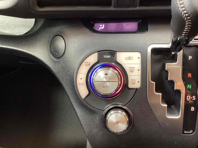 シエンタ G クエロ 全周囲カメラ ナビ TV レーンアシスト 衝突被害軽減システム 両側電動スライドドア オートマチックハイビーム LEDヘッドランプ スマートキー 電動格納ミラー 3列シート CVT(10枚目)