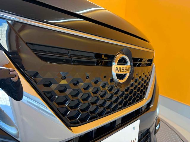 ルークス ハイウェイスター　Ｘ　全周囲カメラ　両側スライド・片側電動　ＴＶ　クリアランスソナー　オートライト　スマートキー　アイドリングストップ　電動格納ミラー　ベンチシート　ＣＶＴ　ＣＤ　ＤＶＤ再生（15枚目）