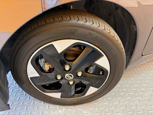 ルークス ハイウェイスター　Ｘ　全周囲カメラ　両側スライド・片側電動　ＴＶ　クリアランスソナー　オートライト　スマートキー　アイドリングストップ　電動格納ミラー　ベンチシート　ＣＶＴ　ＣＤ　ＤＶＤ再生（23枚目）